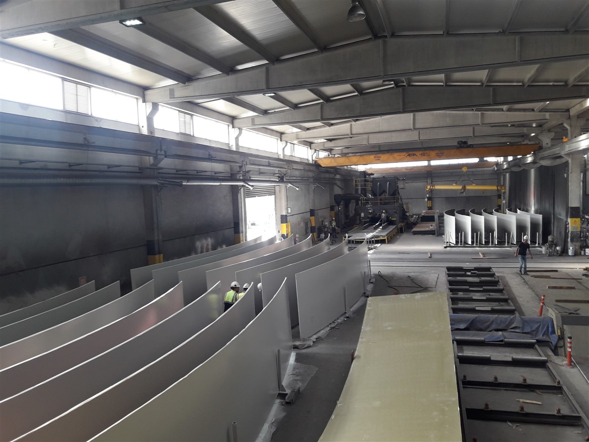 Aliağa Socar Tank Depolama Projesi 13 Adet Depolama Tankı Fabrikasyon Sac İmalatı Yüzey Hazırlığı ve Boyama İşlemi